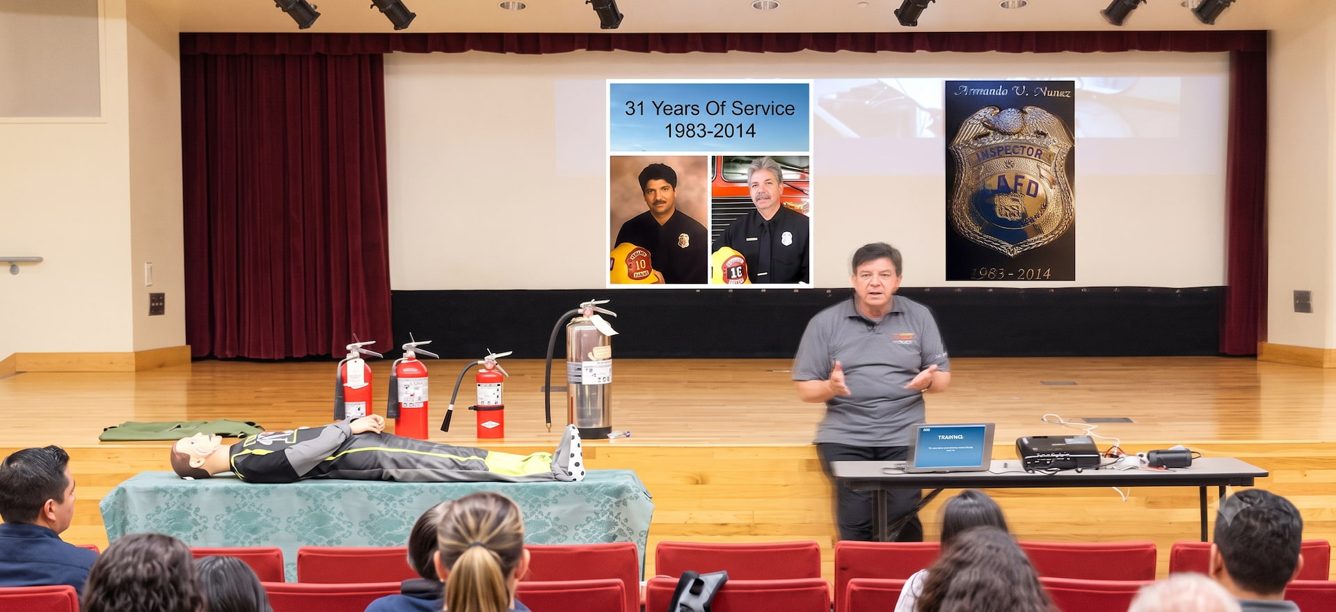 Instructor Armando Nunez conducting Hospital Fire Safety Class